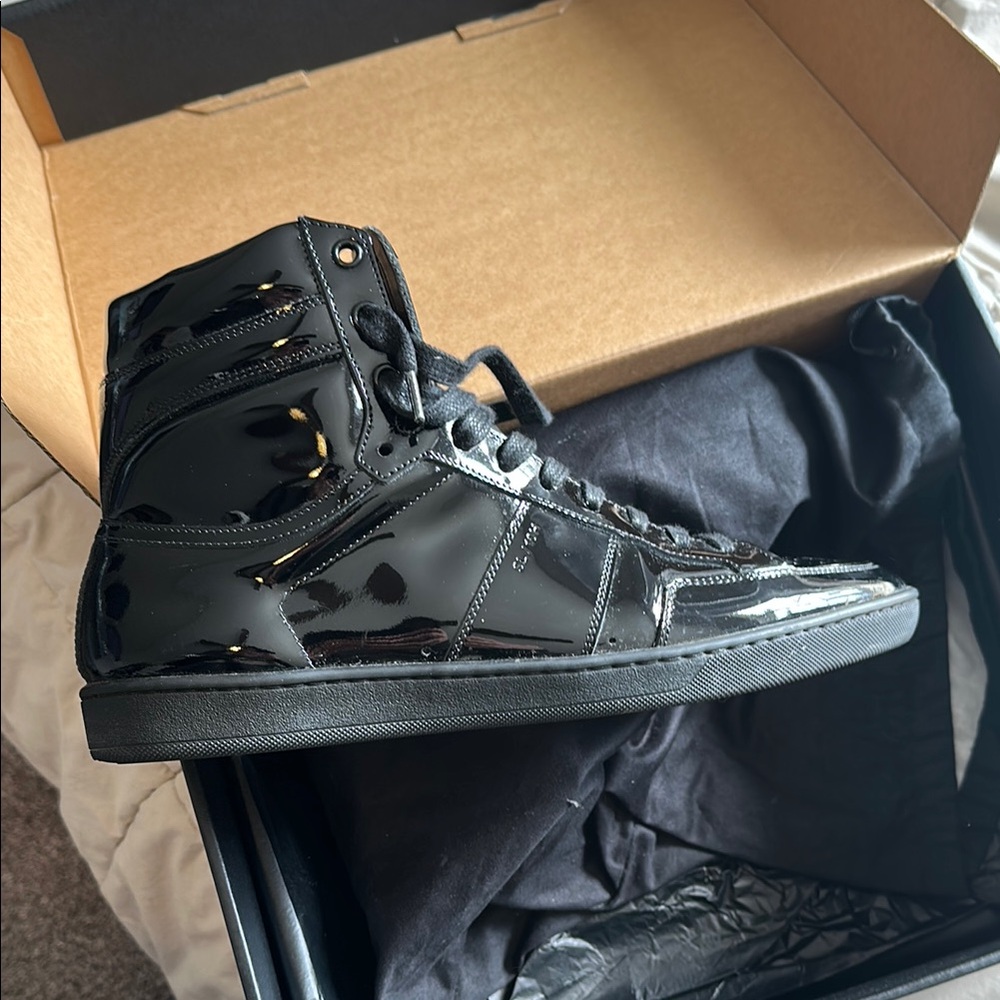 Saint Laurent Patent Leather Hight Top Sneaker